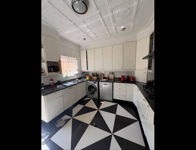 3 BEDROOM PROPERTY TO RENT IN ORANGE GROVE